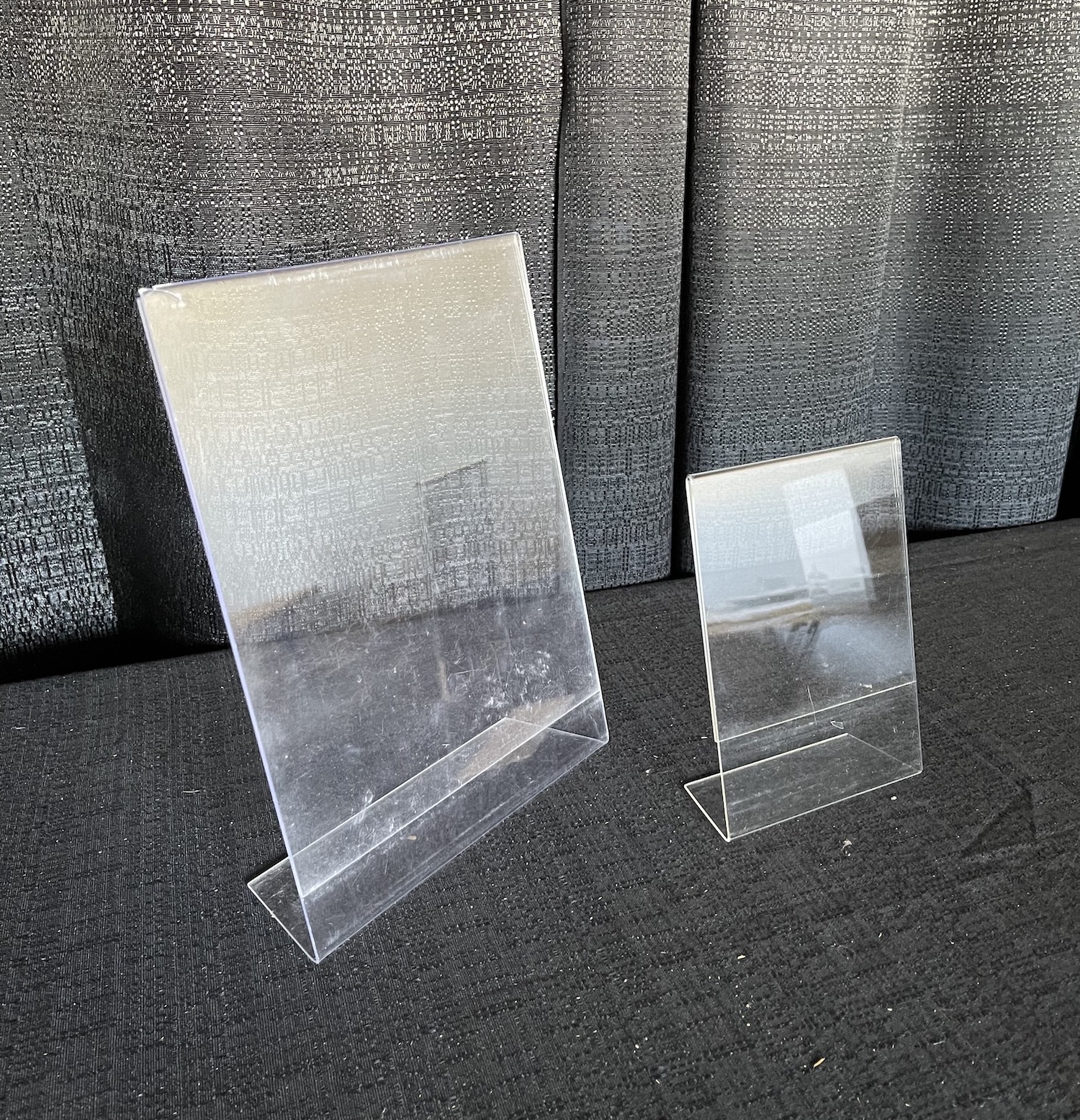 Acrylic slanted display stand