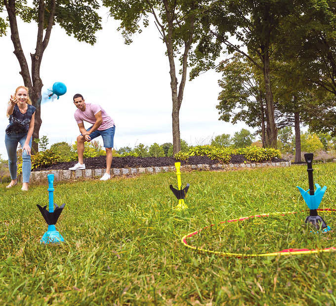 Lawn darts game