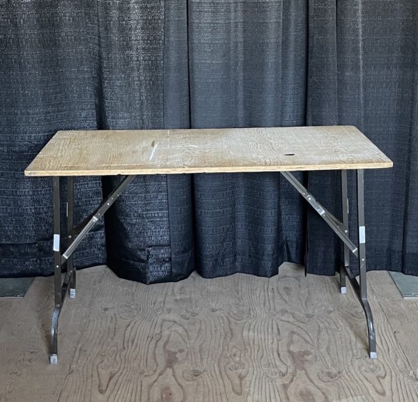 4' Plywood table