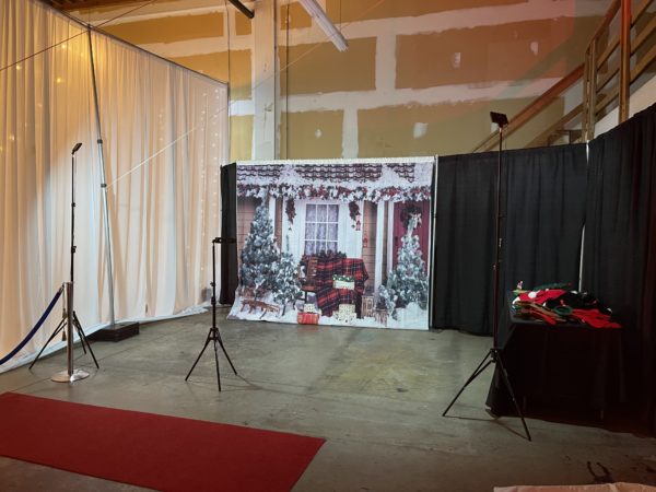 Christmas gifts backdrop - Image 4