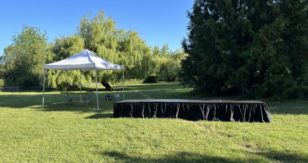 4'x8' Stage Riser - Image 16