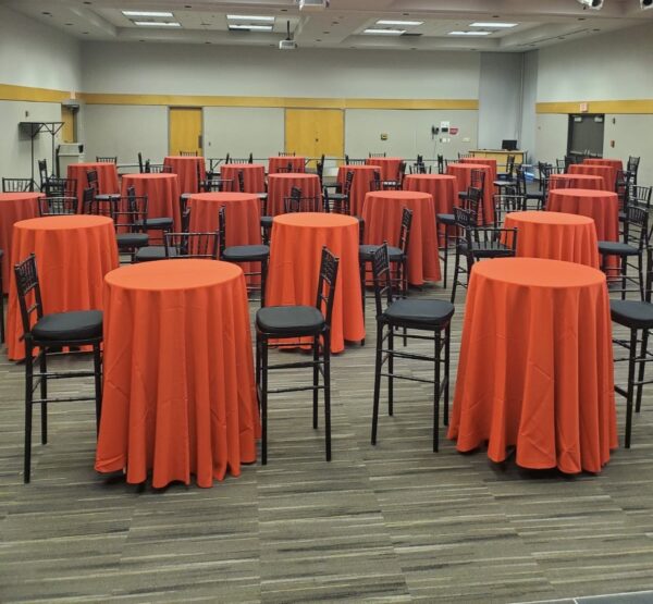 30" Round Pedestal Table - Image 7